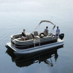 Safety tips for recreational boaters