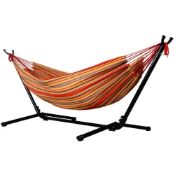 Features and considerations regarding hammock stands