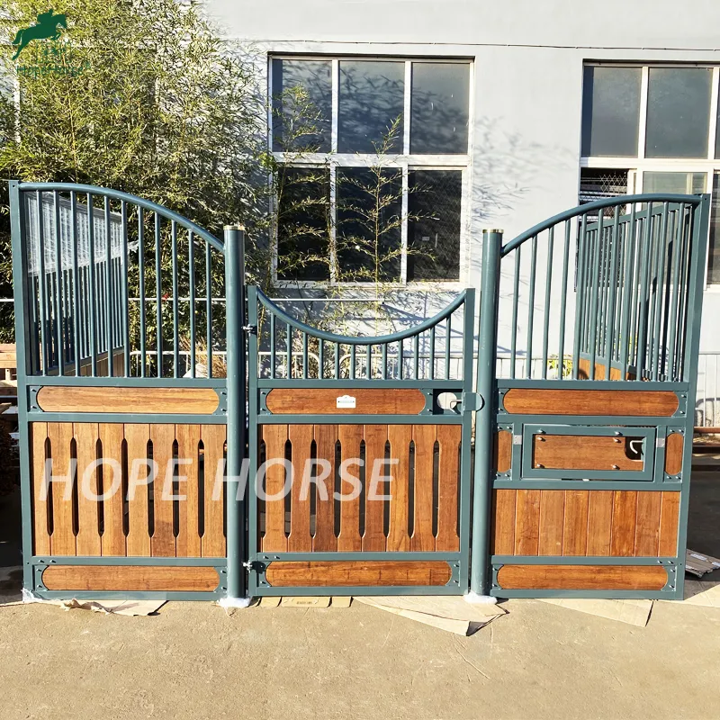 Colorful Adjustable Horse PP Halters for Horse Racing and Riding