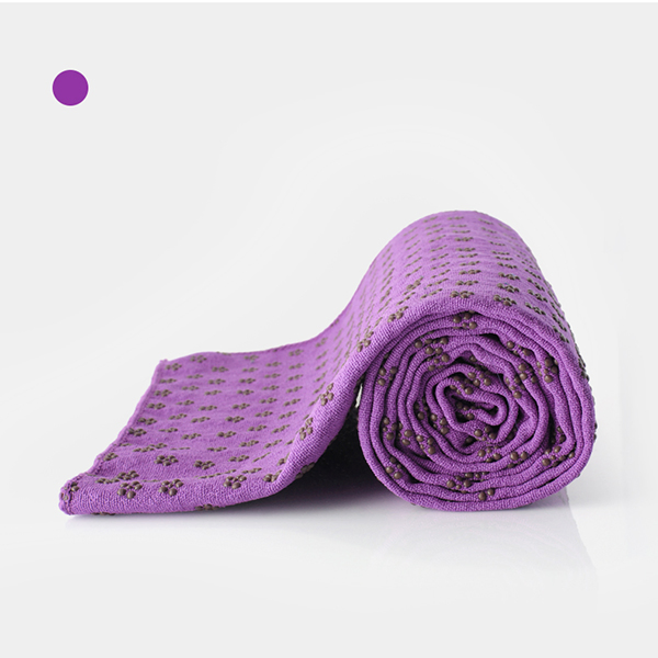 Custom Hot Yoga Mat Towel Texture 100% Absorbent Odorless Microfiber Hot Yoga and Pilates Yoga Towel Non Slip