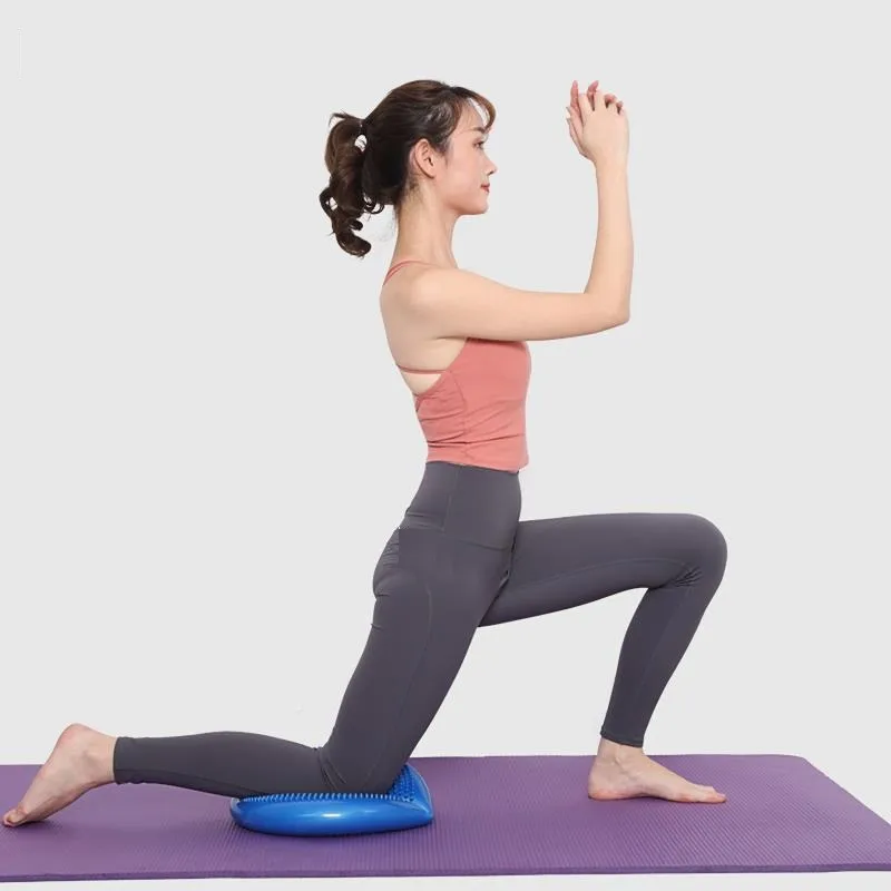 Inflatable Anti-Slip Workout Balance Cushion Fitness Wobble Cushion with Inflator